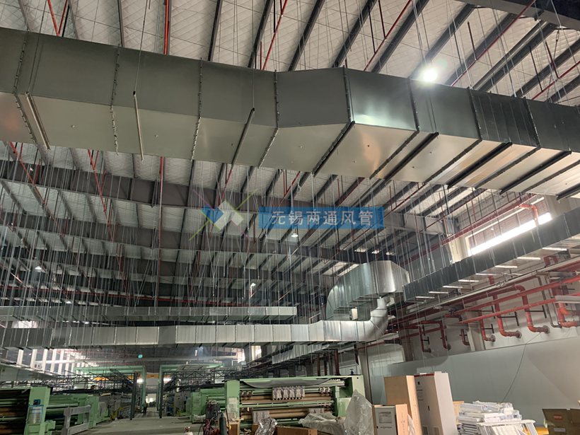 两通通风管道厂家：为无锡某工厂安装排风系统（配图）
